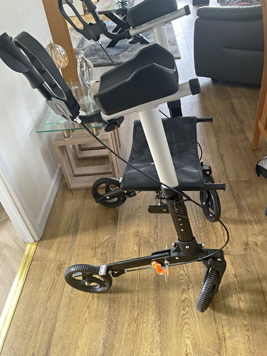 Wheel rollator walker with - walker,
