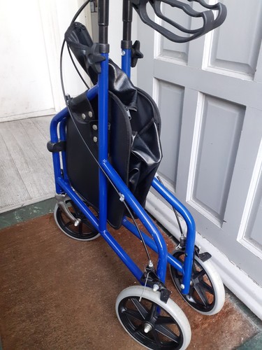 Wheel walker with zip - walker,