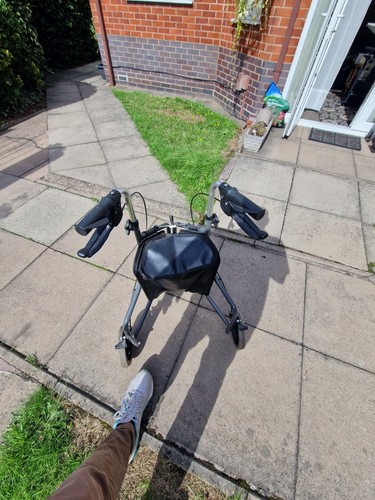 Tri walker wheel folding - tri-walker,