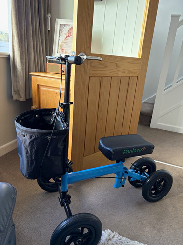 Panlova wheel knee walker - 4-wheel,